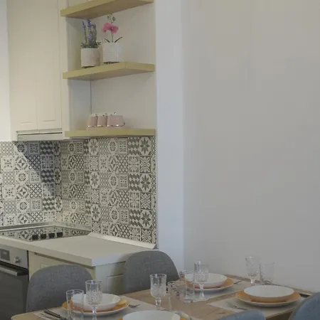 Inn Home Apartments Daire Tiran