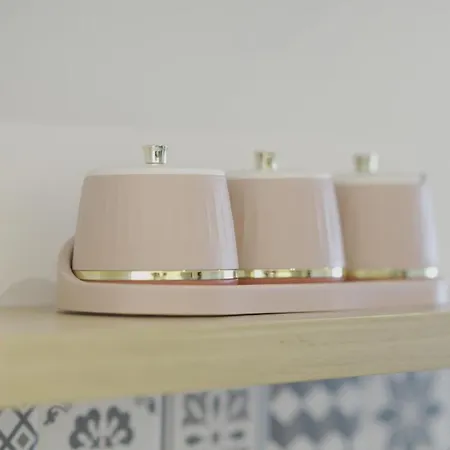Inn Home Apartments 아파트