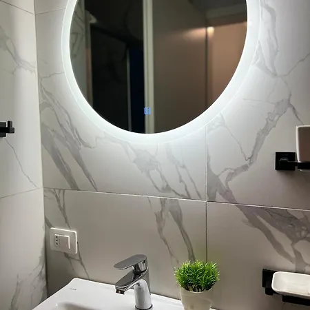 Inn Home Apartments 아파트