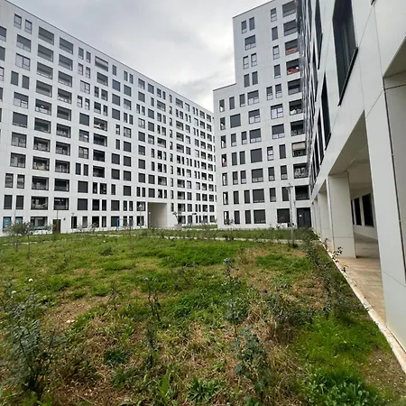 Inn Home Apartments
