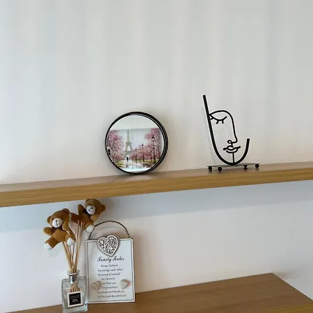 Inn Home Apartments *